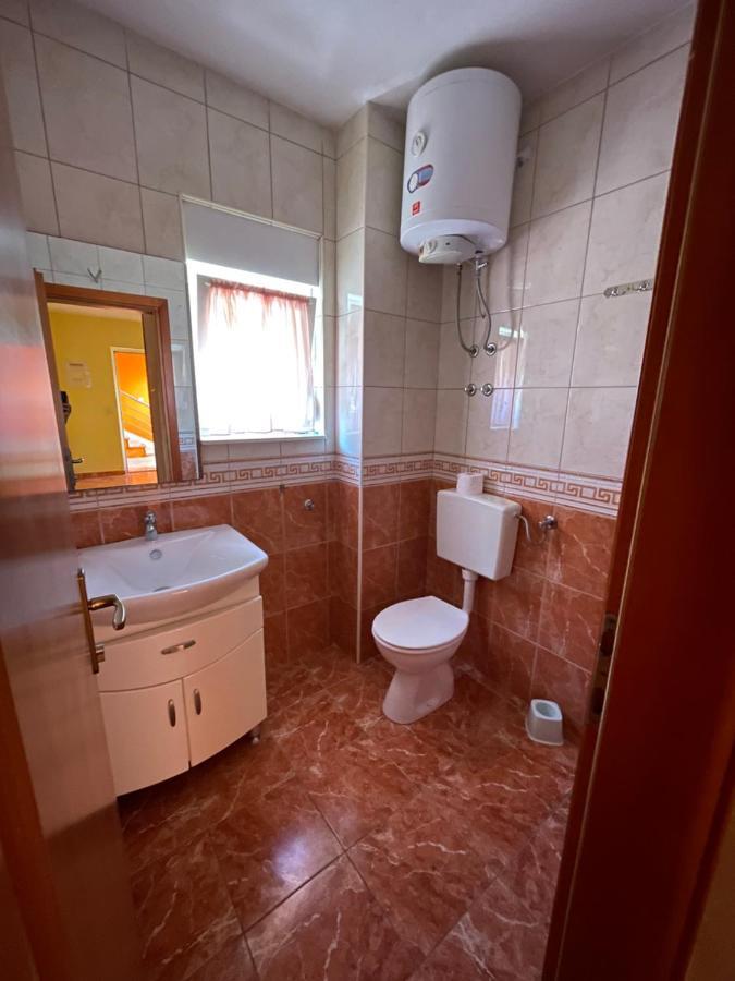 فندق Apartman Jukic مارينا المظهر الخارجي الصورة