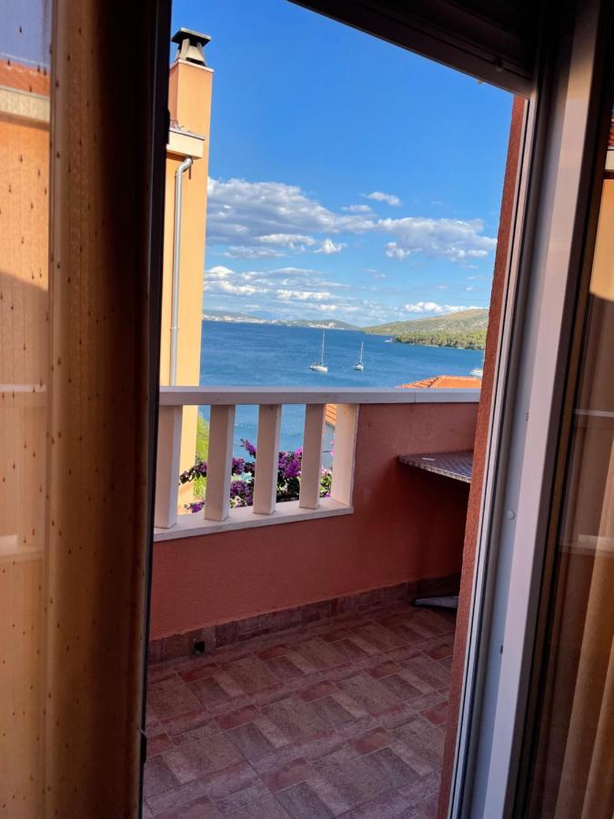 فندق Apartman Jukic مارينا المظهر الخارجي الصورة