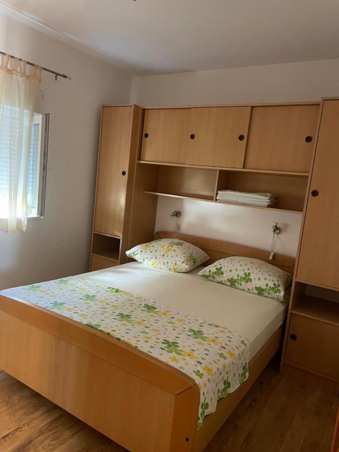 فندق Apartman Jukic مارينا المظهر الخارجي الصورة