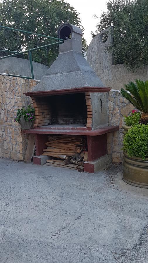 فندق Apartman Jukic مارينا المظهر الخارجي الصورة